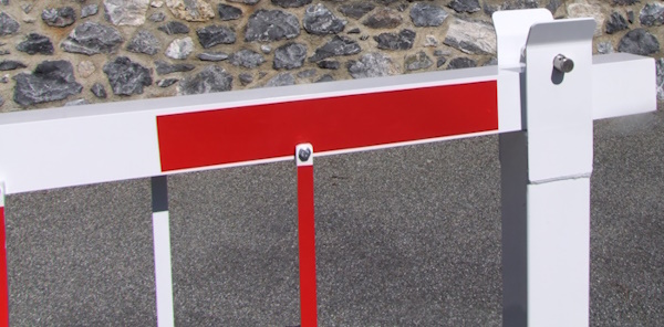 Détail Poteau de réception